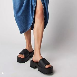 Jeffrey Campbell Bae Platform Slide Sandals US 9